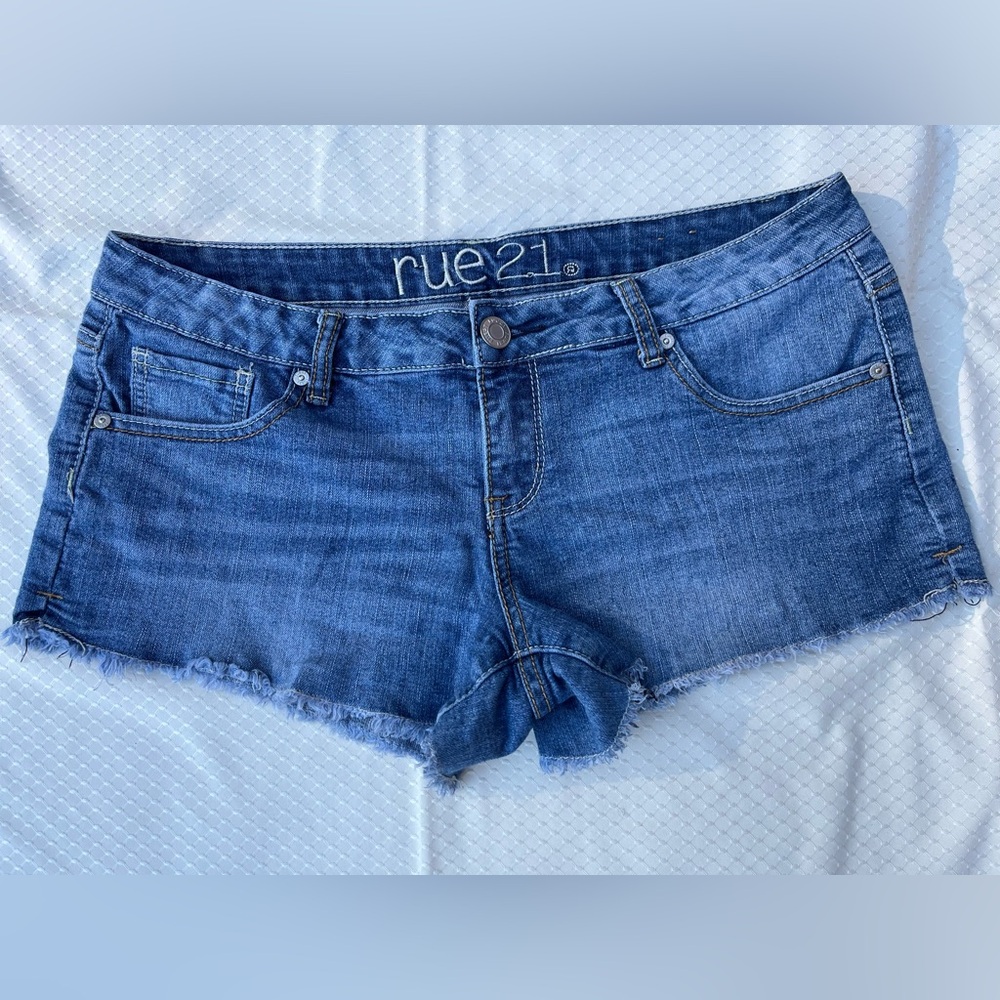 Rue 21 Jean Shorts Size 11 / 12 Blue  Denim Shorts